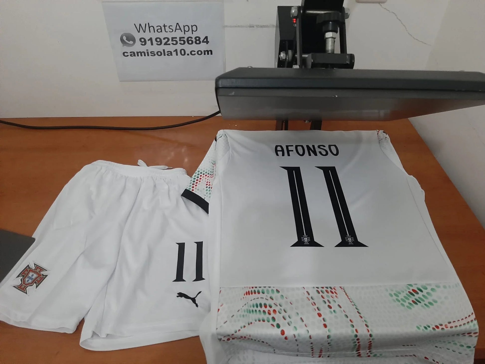 Kit de criança Alternativo Portugal 2025 - Camisola 10 | Camisolas de futebol para adulto e criança, entregas em 2 a 3 dias