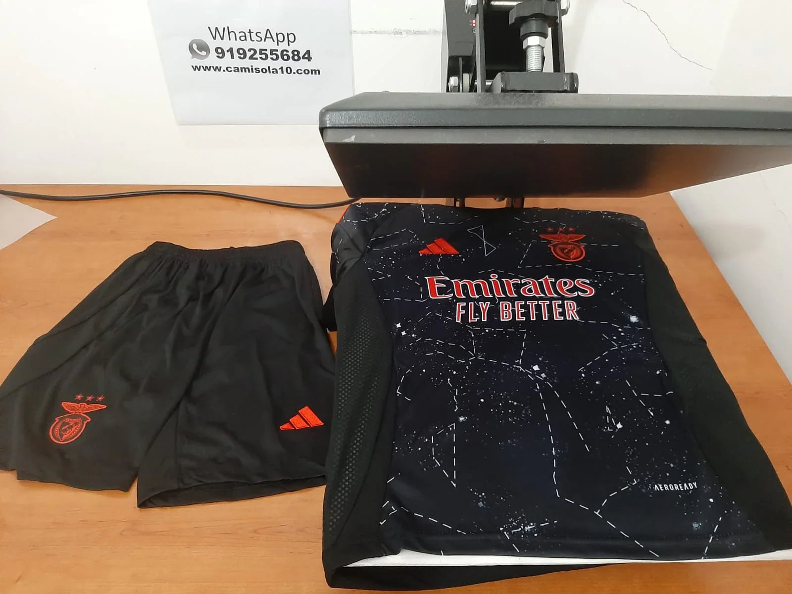 Kit de criança Alternativo SL Benfica 24/25 - Camisola 10 | Camisolas de futebol para adulto e criança, entregas em 2 a 3 dias
