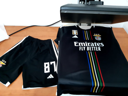 Kit de criança Alternativo SL Benfica 23/24 campeão